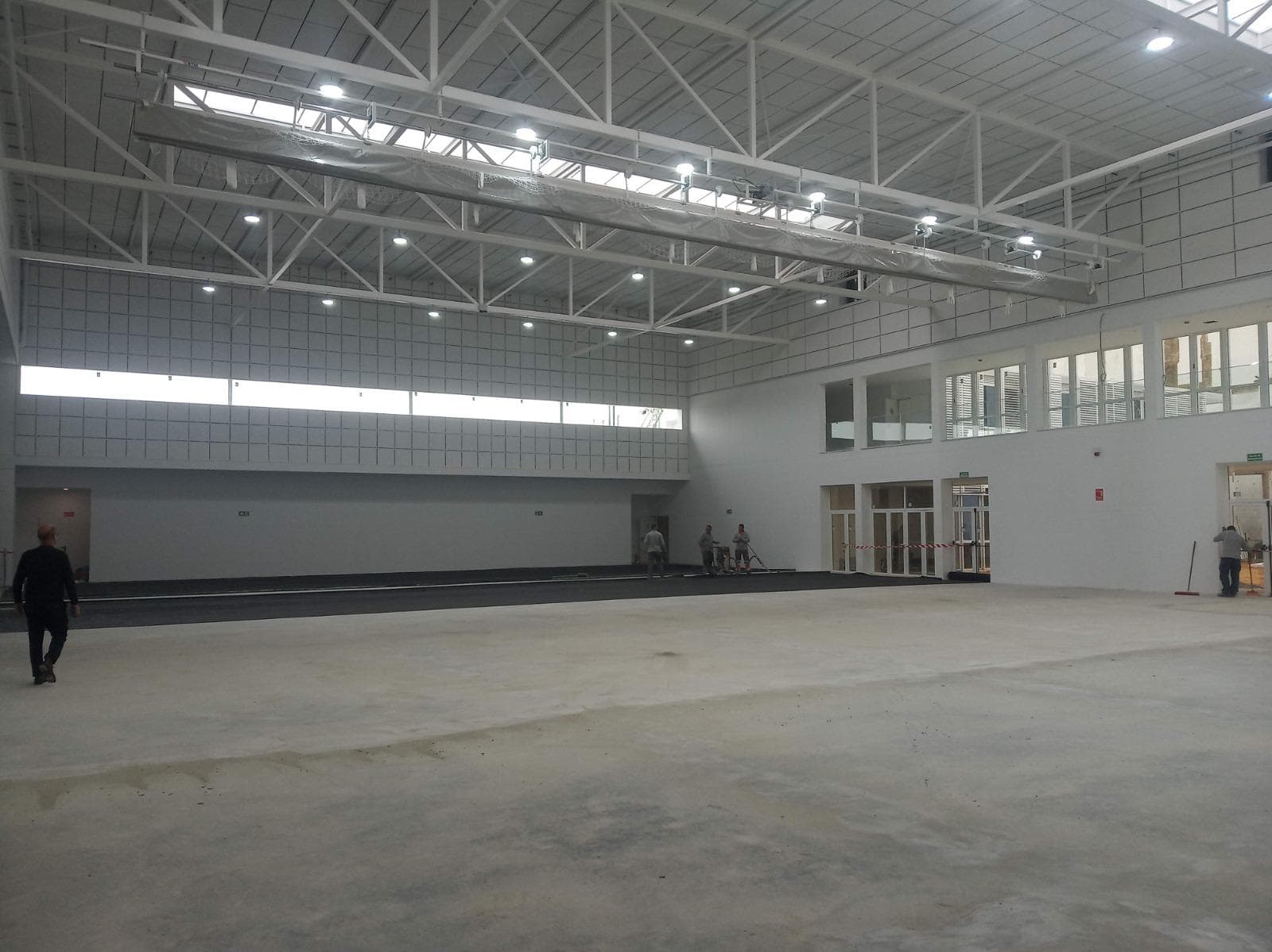 Pistas acrílicas multicapas